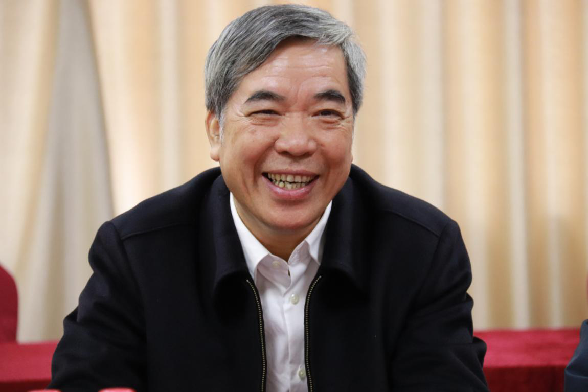 東莞市鎮(zhèn)兩級(jí)領(lǐng)導(dǎo) “暖企”行動(dòng)走進(jìn)國(guó)立